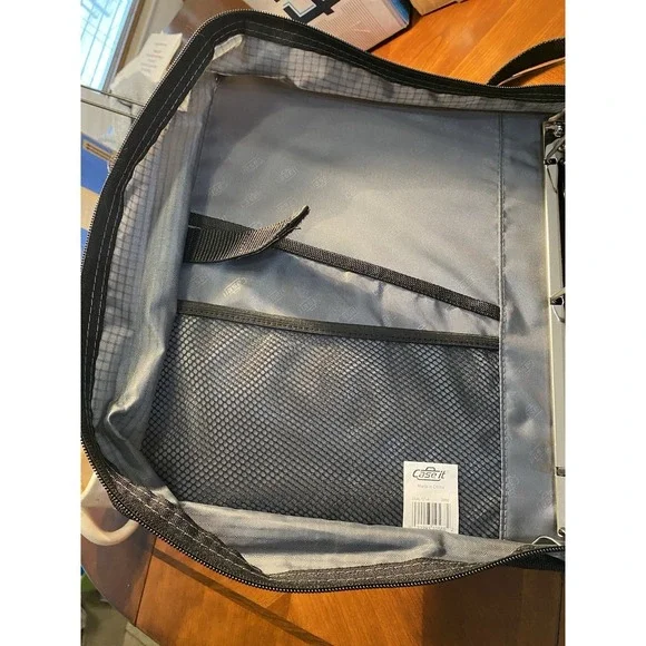 Case-it Zipper Binder, 3-Ring, Handle and Shoulder Strap, Red & Gray - Picture 8 of 16